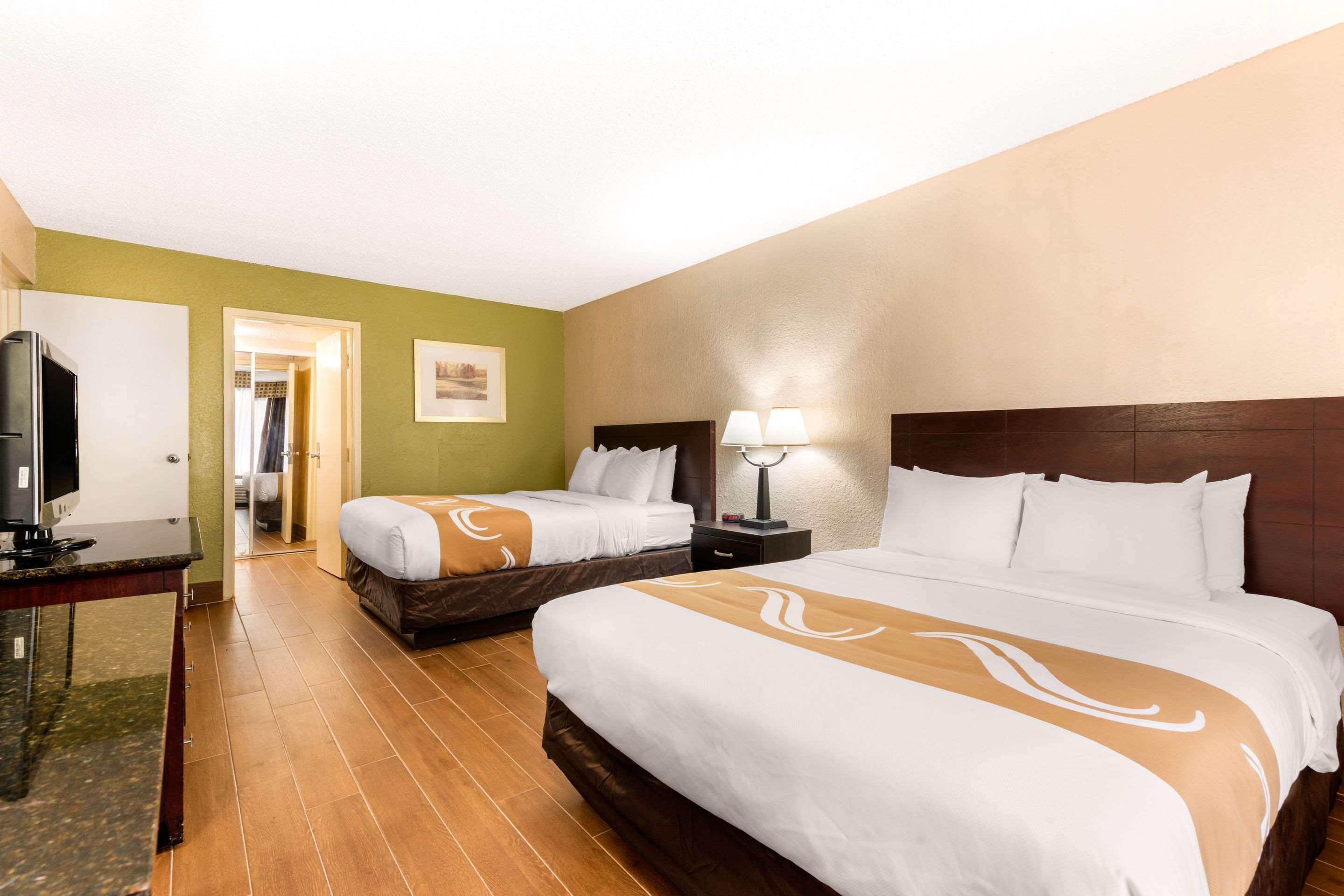 Quality Inn & Suites Orlando Airport Esterno foto