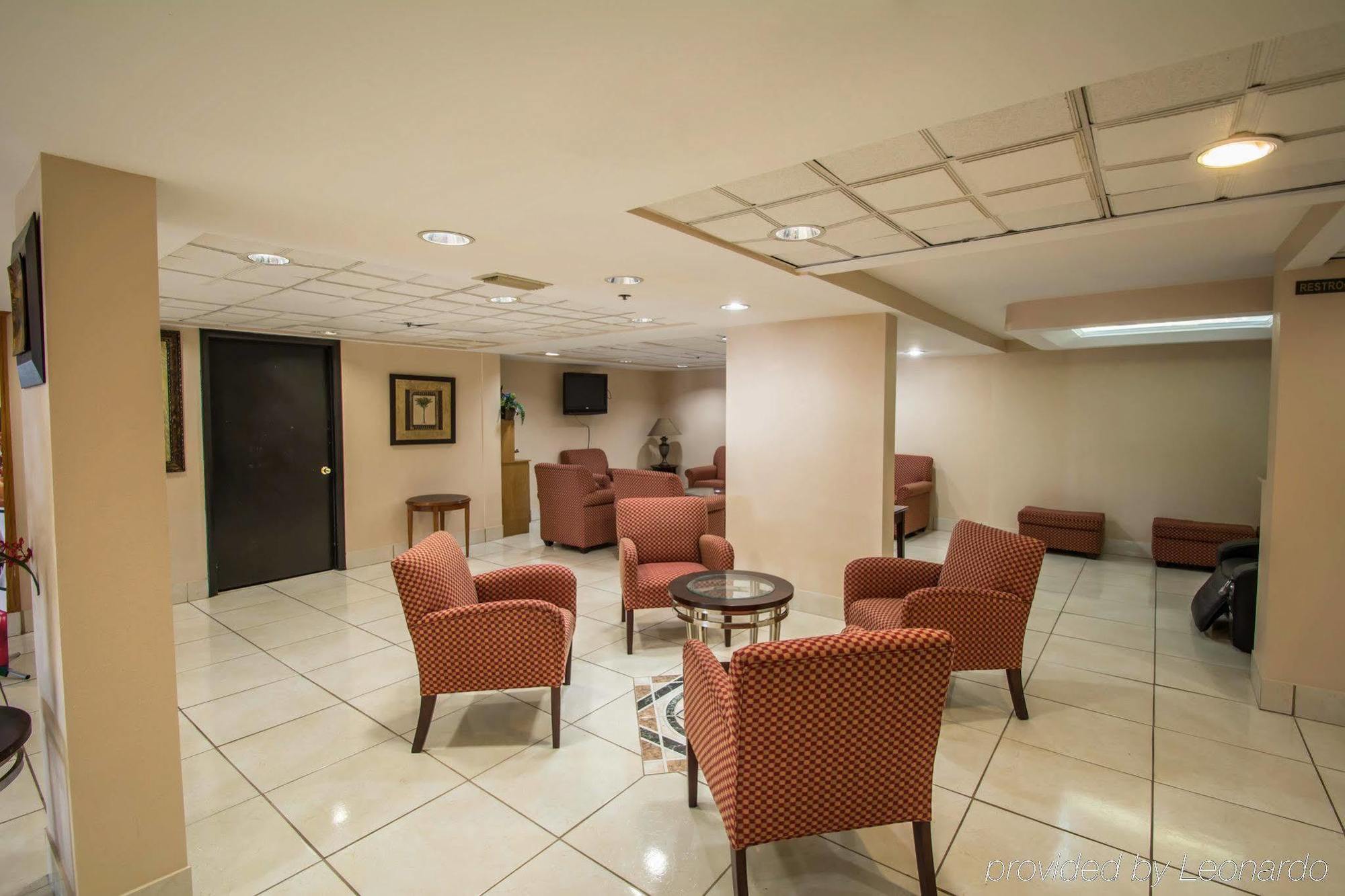 Quality Inn & Suites Orlando Airport Esterno foto