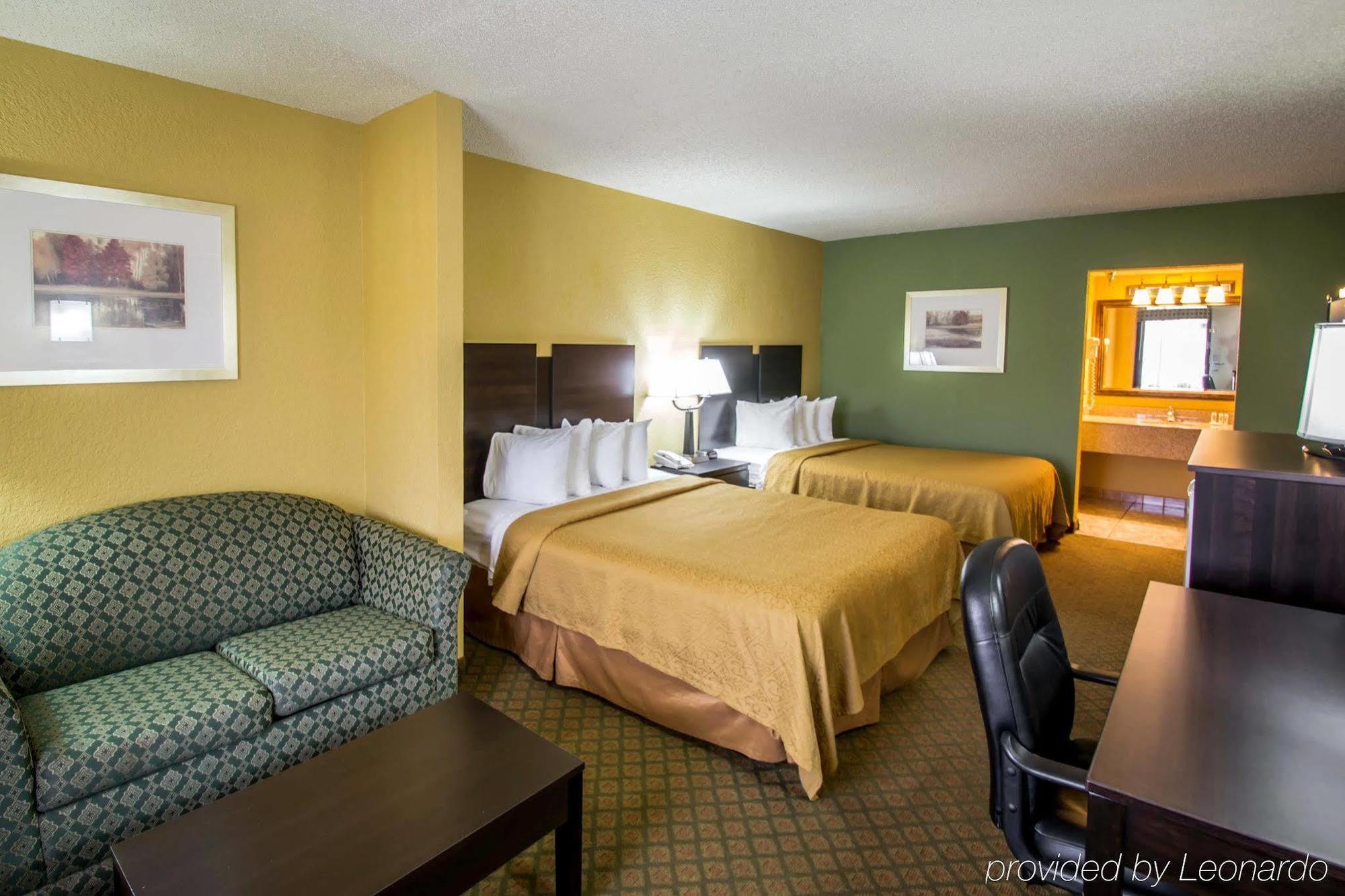 Quality Inn & Suites Orlando Airport Esterno foto