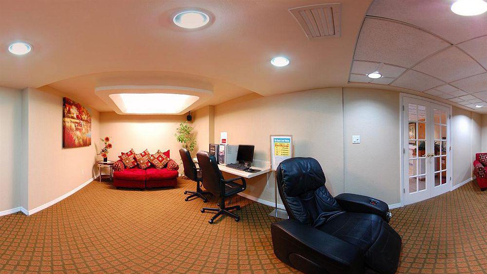 Quality Inn & Suites Orlando Airport Esterno foto
